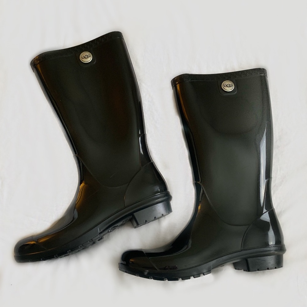 UGG rain boots
